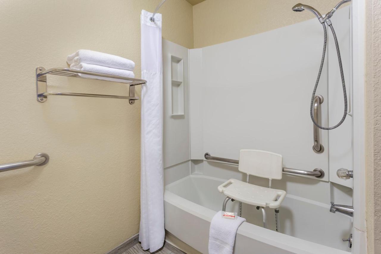 Silverstone Inn & Suites Spokane Valley Exteriör bild